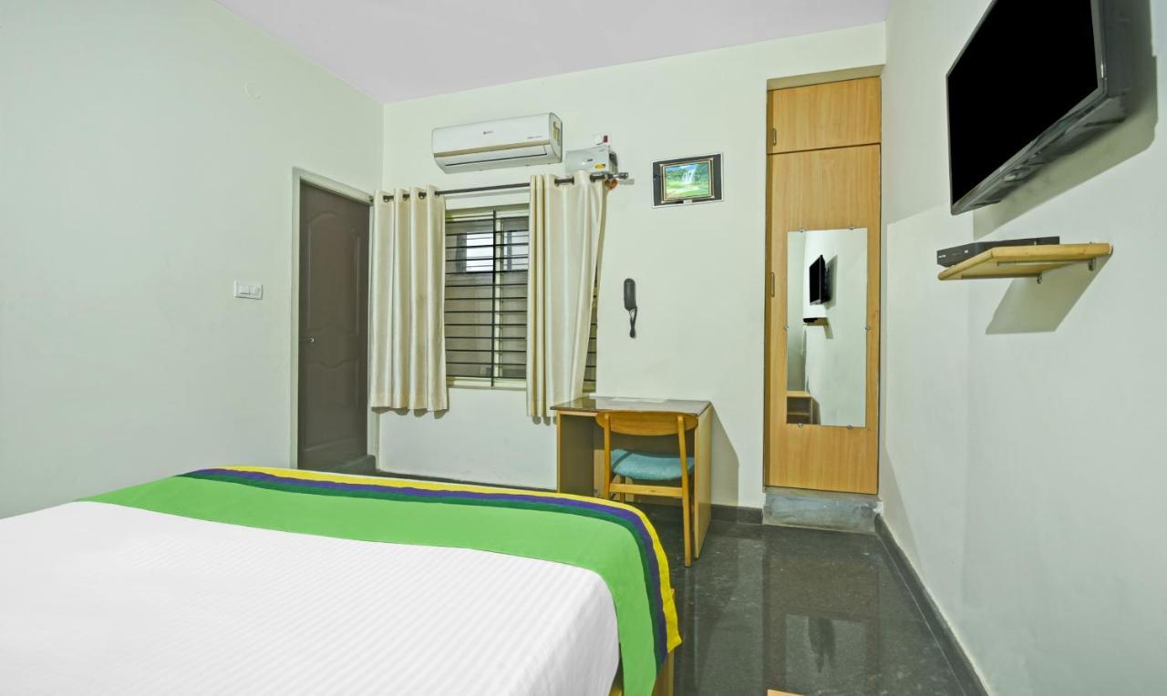 Treebo Trend Karan Residency Hotel Mysore Esterno foto
