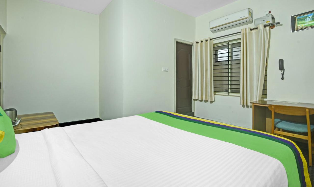 Treebo Trend Karan Residency Hotel Mysore Esterno foto