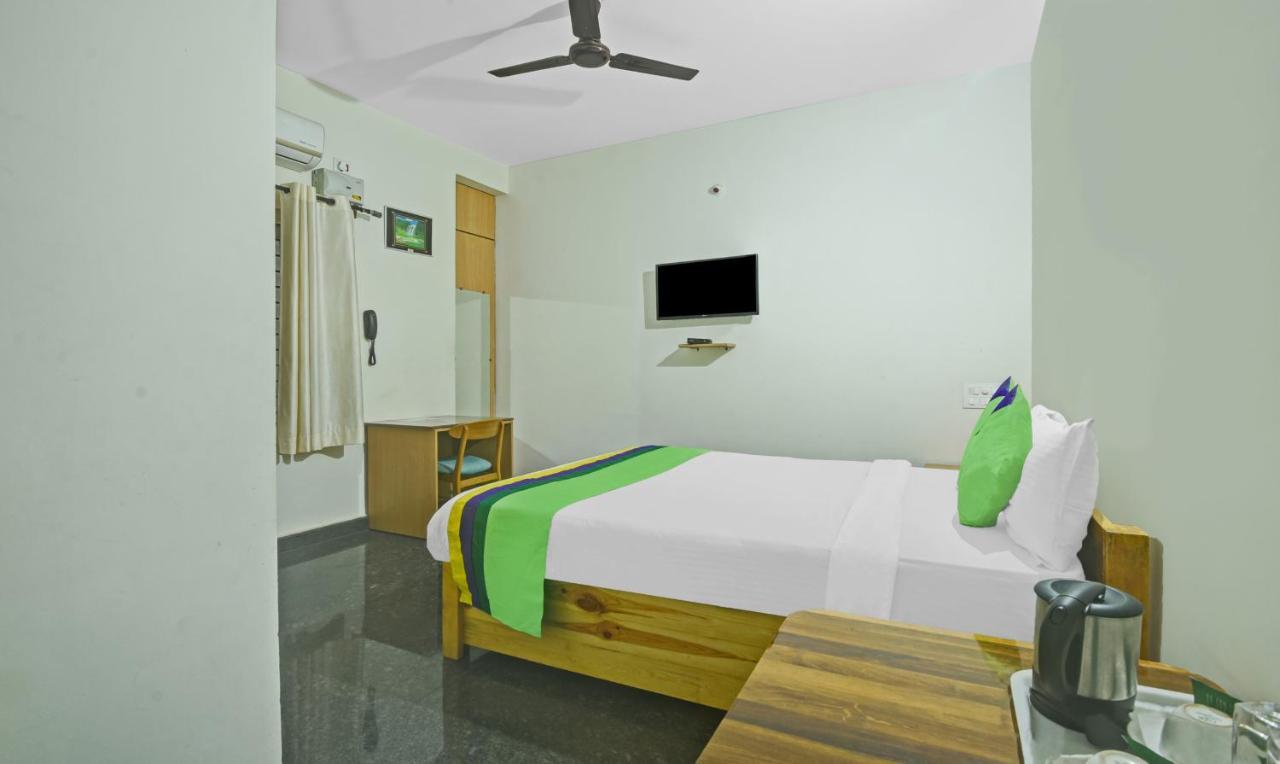 Treebo Trend Karan Residency Hotel Mysore Esterno foto
