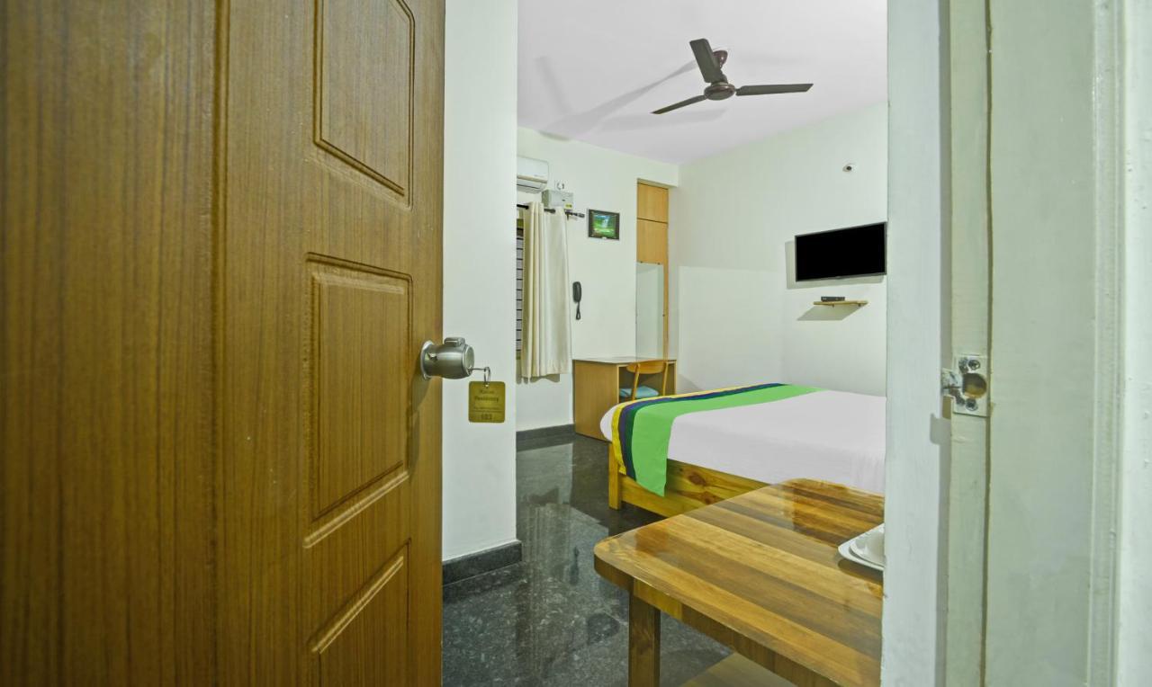 Treebo Trend Karan Residency Hotel Mysore Esterno foto