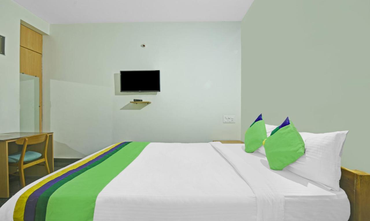 Treebo Trend Karan Residency Hotel Mysore Esterno foto